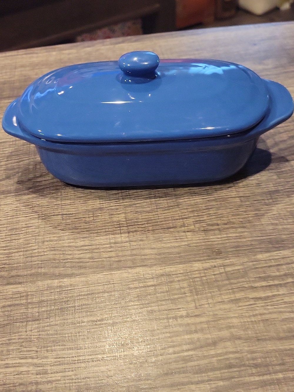Petite Maison French Butter Dish,NWOT/Beautiful